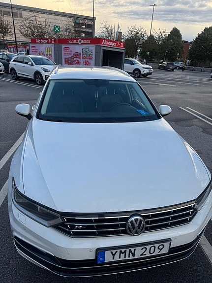 Volkswagen Passat 6 of 6