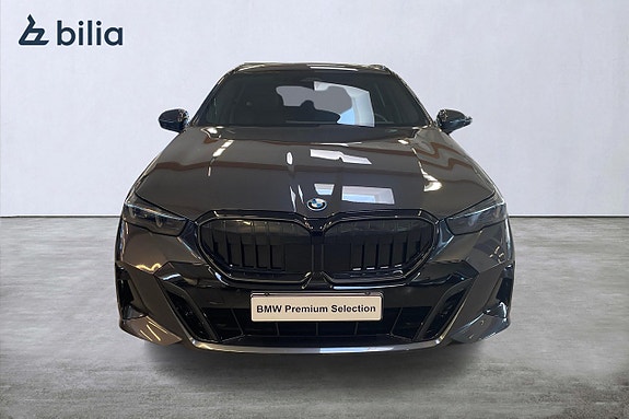 BMW 530e 5 of 18