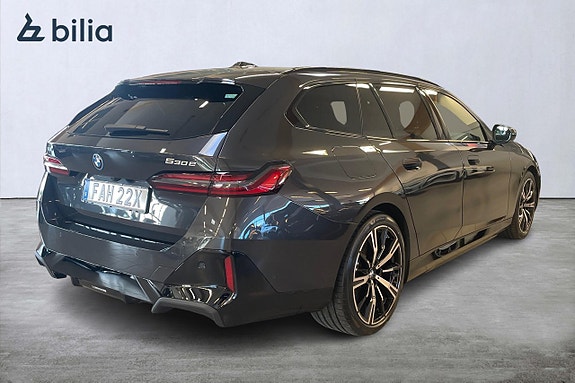 BMW 530e 16 of 18