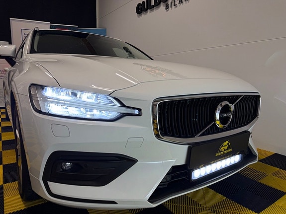 Volvo V60 7 of 30