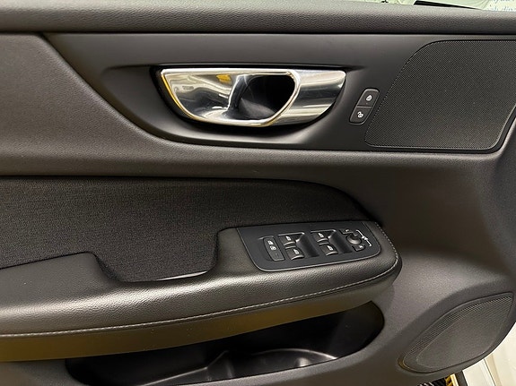 Volvo V60 23 of 30