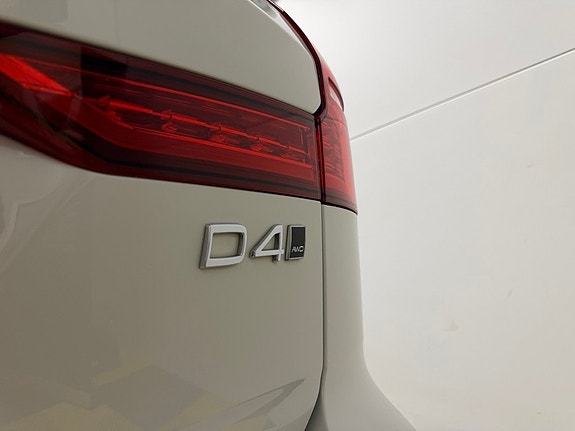 Volvo V60 12 of 30