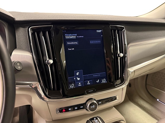Volvo V90 14 of 16