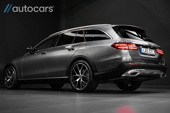 Mercedes-Benz E220 d 4 of 30