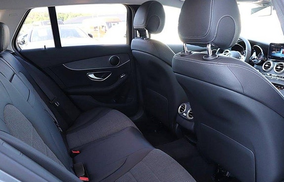 Mercedes-Benz C220 d 6 of 13