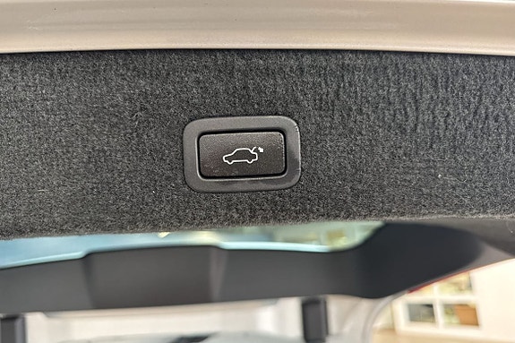 Volvo V70 14 of 23