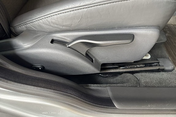 Volvo V70 19 of 23