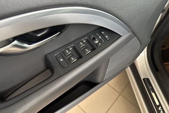 Volvo V70 16 of 23