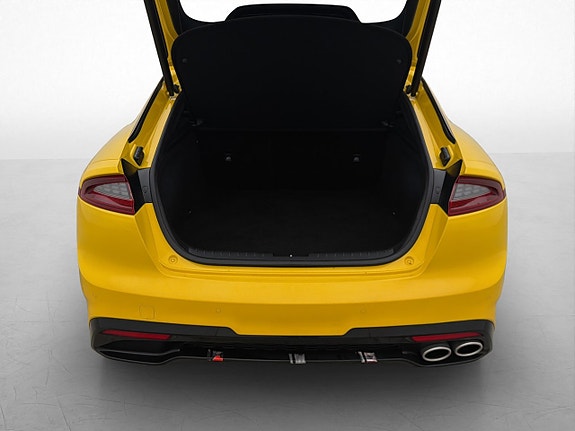 Kia Stinger 11 of 30