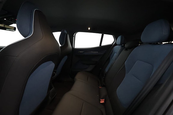 Volvo EX30 10 of 16