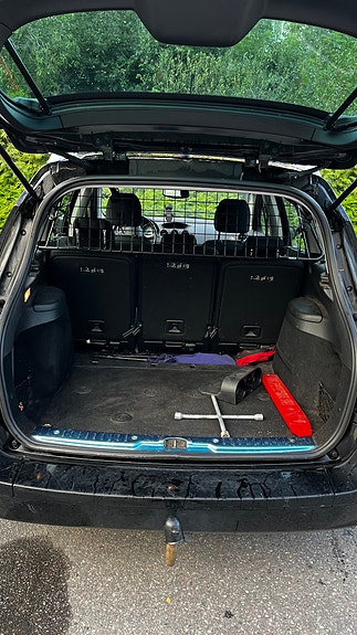 Peugeot 308 SW 5 of 8