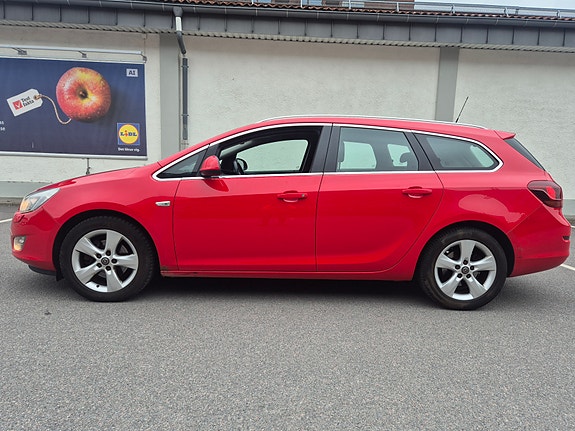 Opel Astra 2 of 11