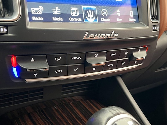 Maserati Levante 25 of 30