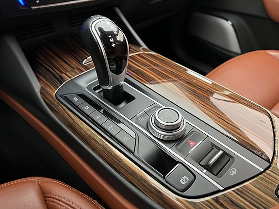 Maserati Levante 26 of 30