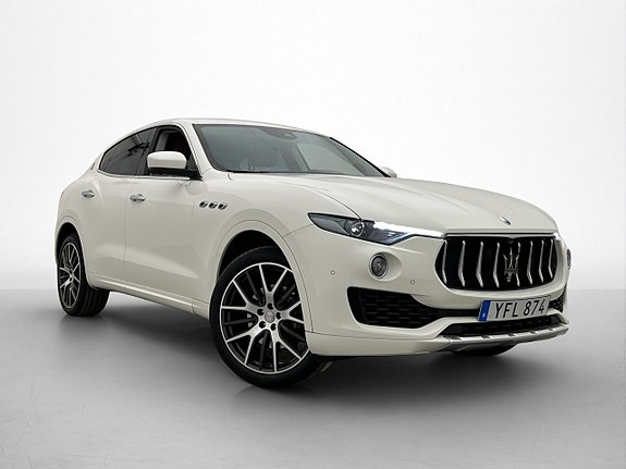Maserati Levante 9 of 30