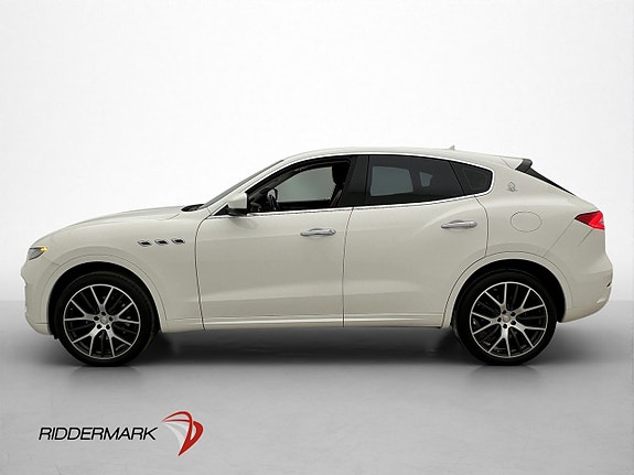 Maserati Levante 4 of 30