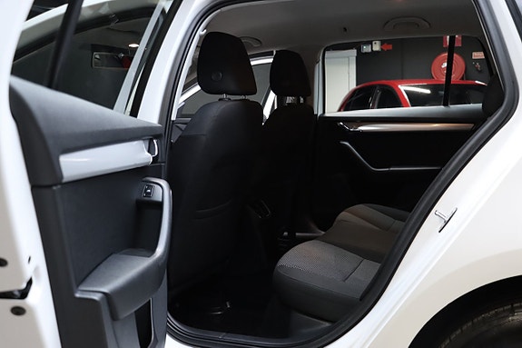 Skoda Octavia 11 of 23