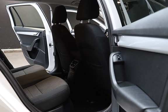 Skoda Octavia 12 of 23