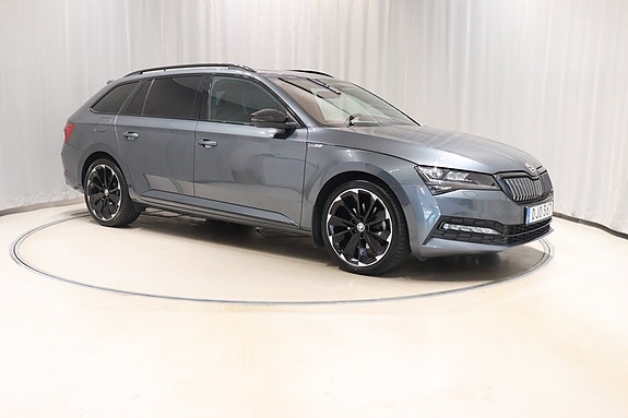 Skoda Superb 3 of 14