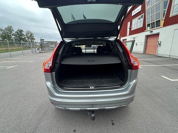 Volvo XC60 5 of 13