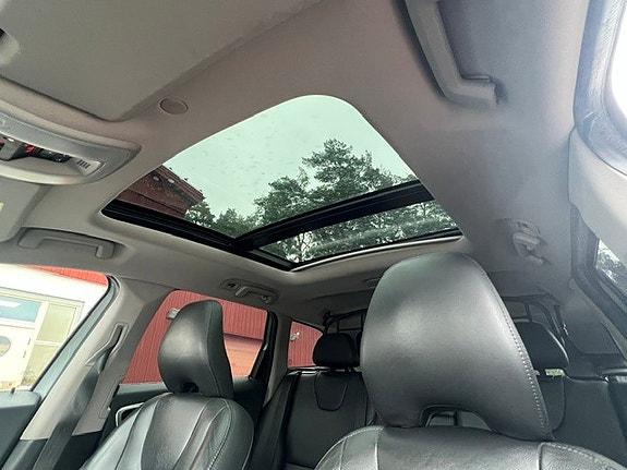 Volvo XC60 9 of 13