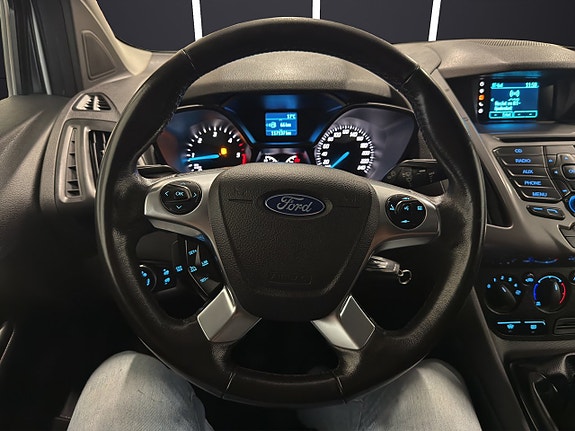 Ford Transit Connect 14 of 20