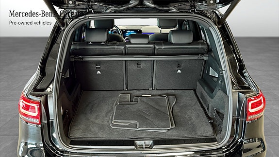Mercedes-Benz EQB300 10 of 26
