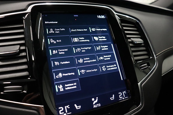 Volvo XC90 29 of 30