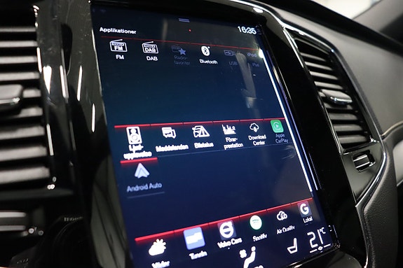 Volvo XC90 28 of 30