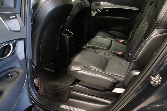 Volvo XC90 9 of 30