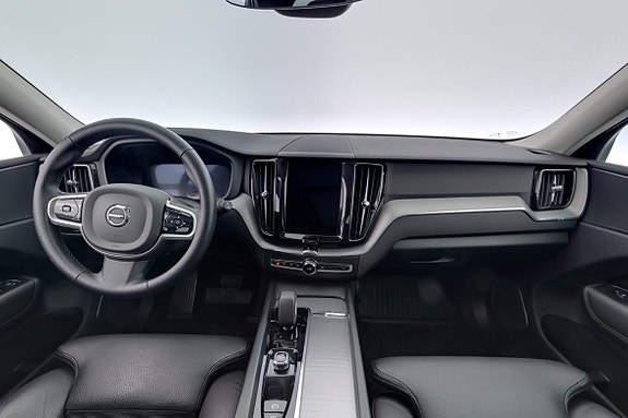 Volvo XC60 7 of 17
