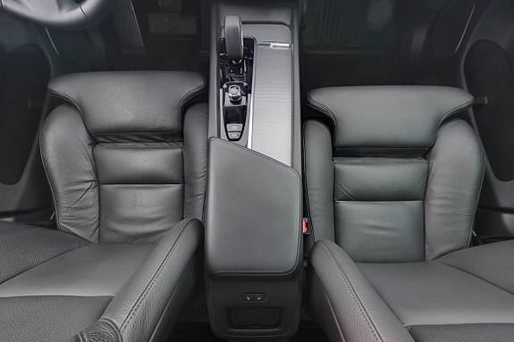 Volvo XC60 9 of 17