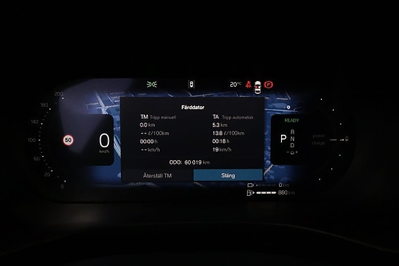 Volvo XC60 11 of 17