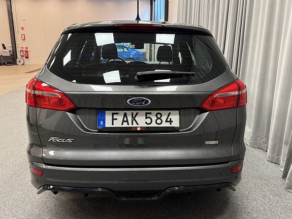 Ford Focus 6 of 15