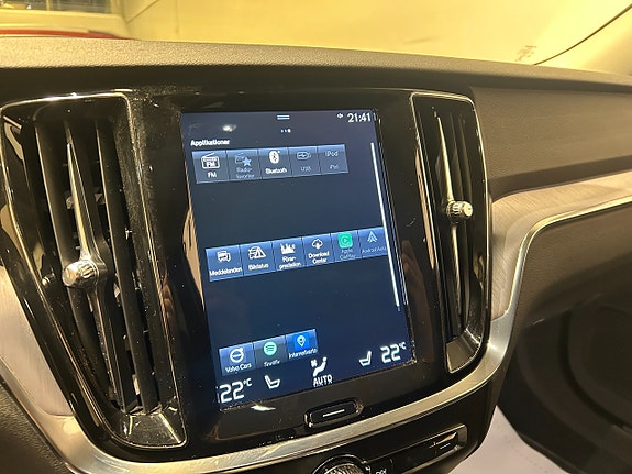 Volvo V60 Cross Country 12 of 14