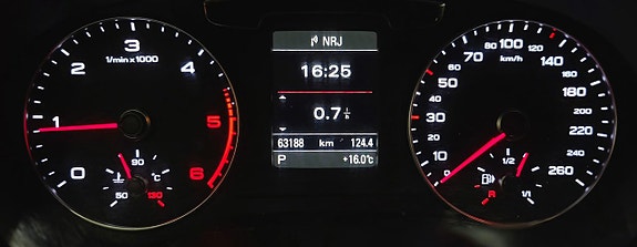 Audi Q3 28 of 28