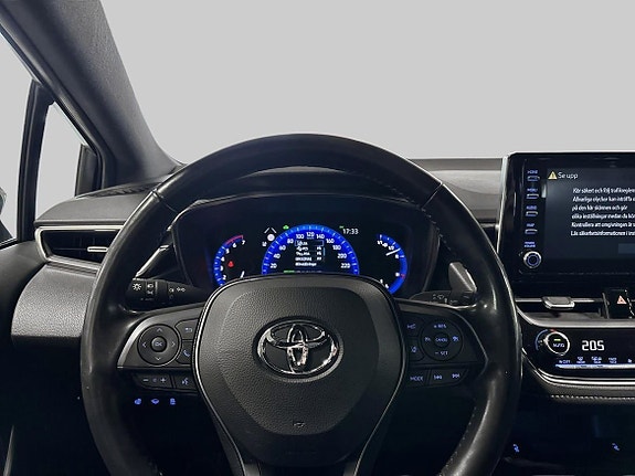Toyota Corolla 15 of 19