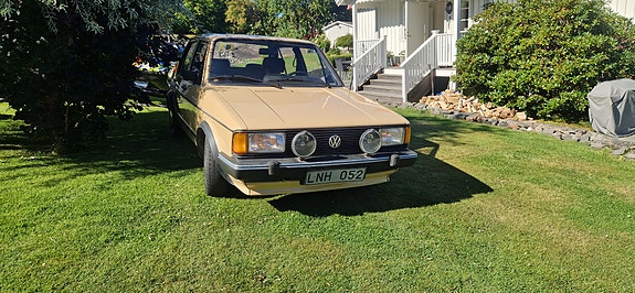 Volkswagen Jetta 3 of 7