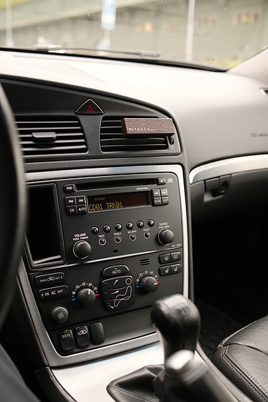 Volvo V70 9 of 22