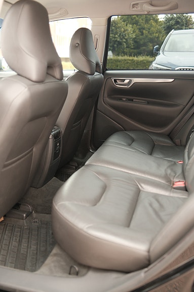 Volvo V70 14 of 22