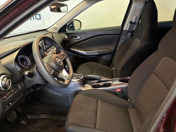 Nissan Juke 9 of 14