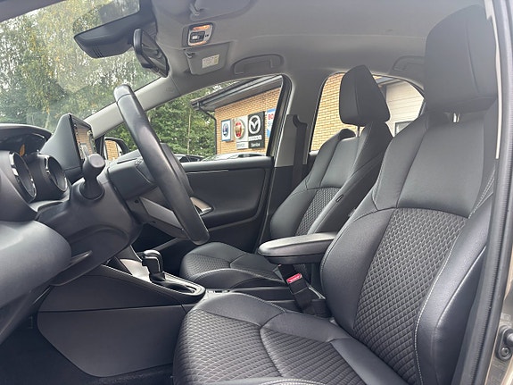 Mazda 2 11 of 26
