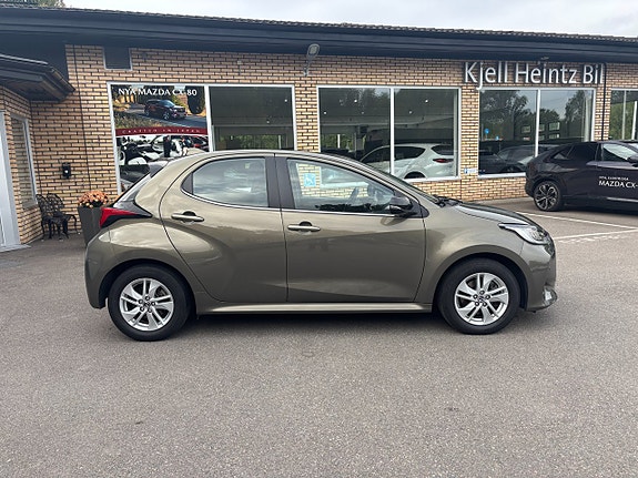 Mazda 2 6 of 26