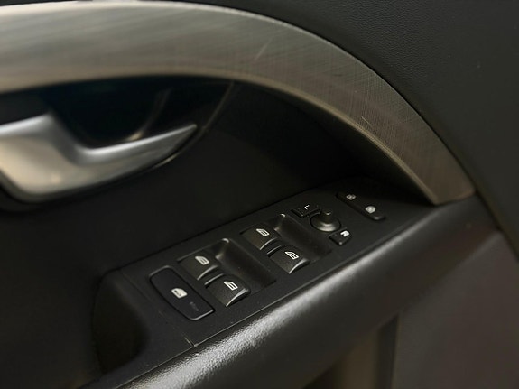 Volvo V70 15 of 22