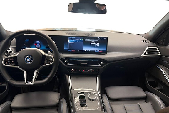 BMW 330e 12 of 17