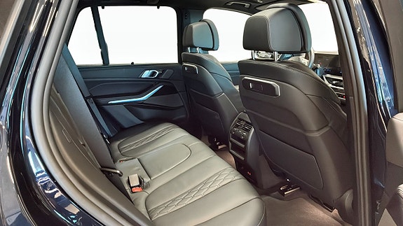 BMW X5 M 5 of 9