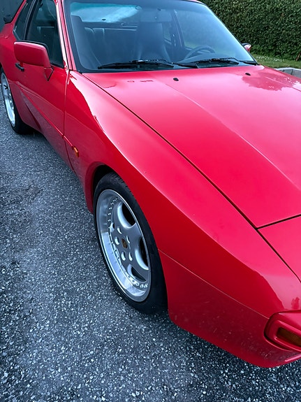 Porsche 944 8 of 8