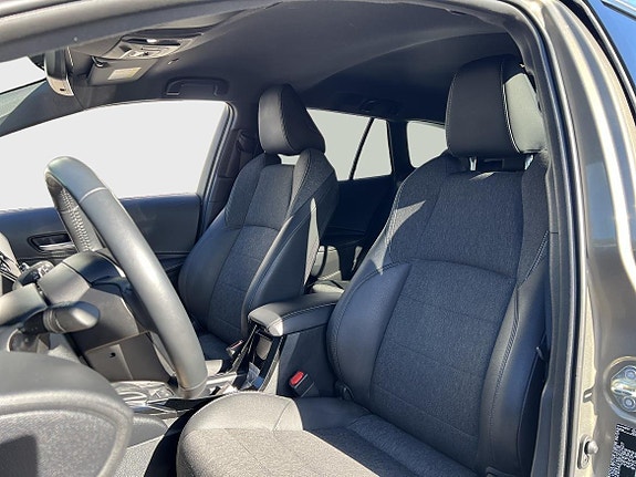 Toyota Corolla 9 of 19
