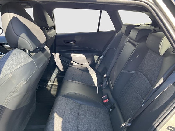 Toyota Corolla 16 of 19