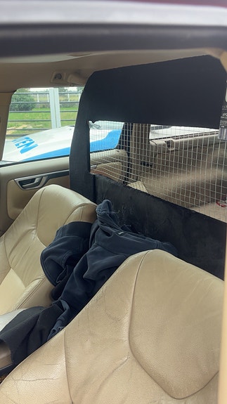 Volvo V70 3 of 6